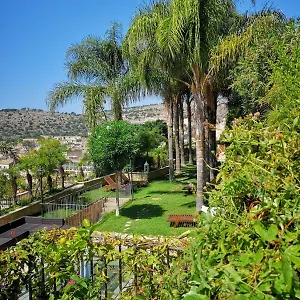 borgo-hedone.sicilyhotelsitaly.net/