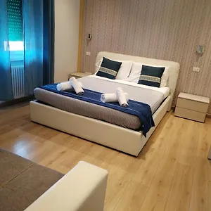 rezervați aici